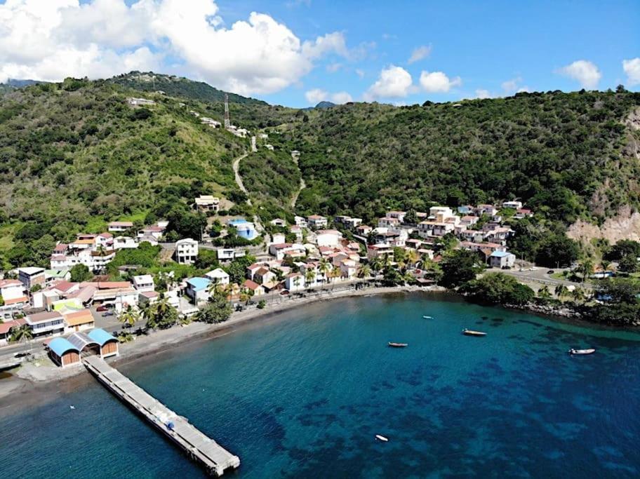 Au Coeur D'Un Village De Pecheurs Sur La Caraibe Fond Belle Fontaine Exterior foto